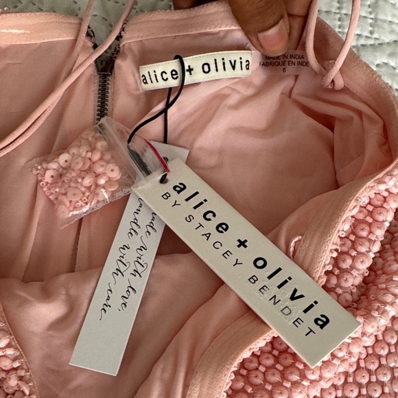 NWT ALICE + OLIVIA Leila strapless embellished soft pink mini dress size 6 - Picture 6 of 12